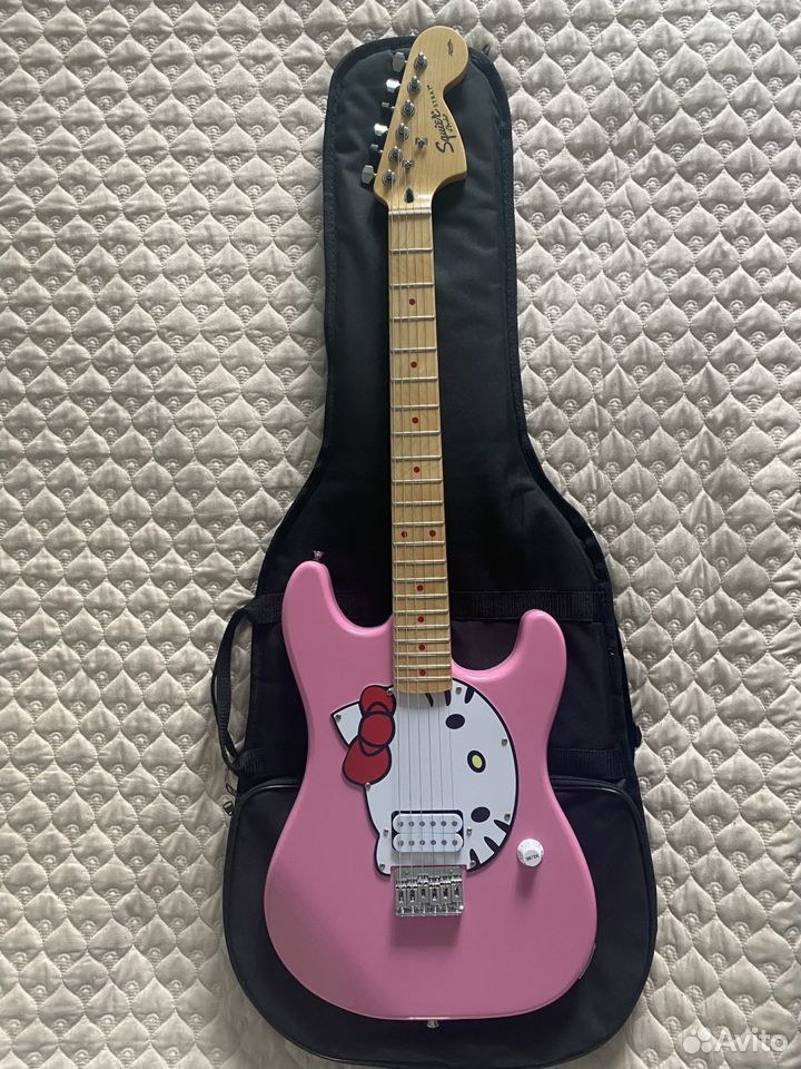 Электрогитара squier hello kitty