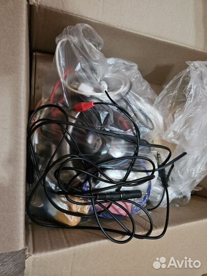 Зарядки, провода