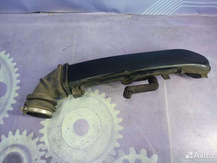 Патрубок воздушного фильтра Mercedes w202