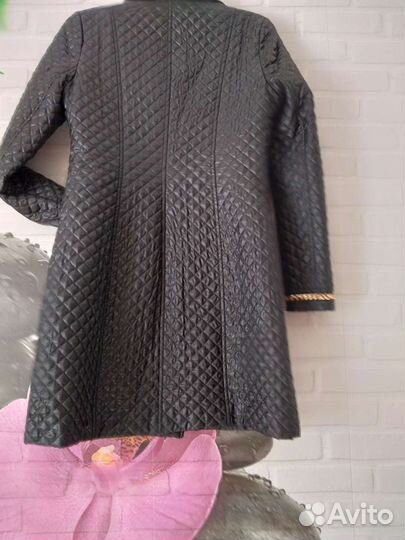 Пальто Италия в стиле Шанель