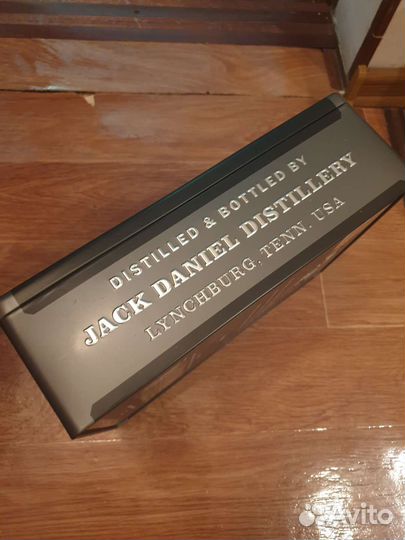 Коробка жесть