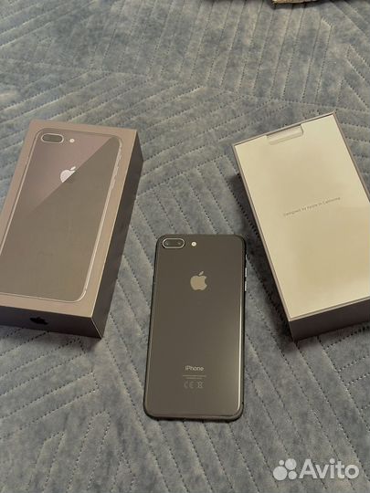 iPhone 8 Plus, 64 ГБ