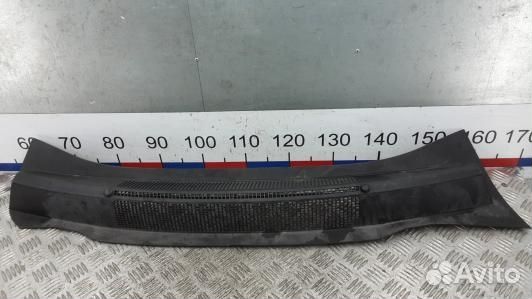 Накладка декоративная (жабо, дождевик) opel zafira