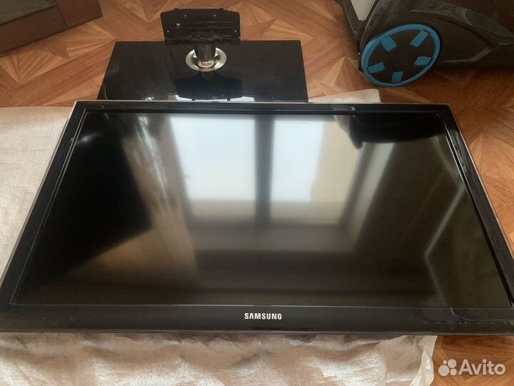 Телевизов samsung Модель UE-32D4000NW