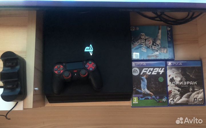 Sony PS4 pro 1TB