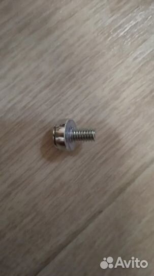 Комплект крепежа для серверных стоек и шкафов