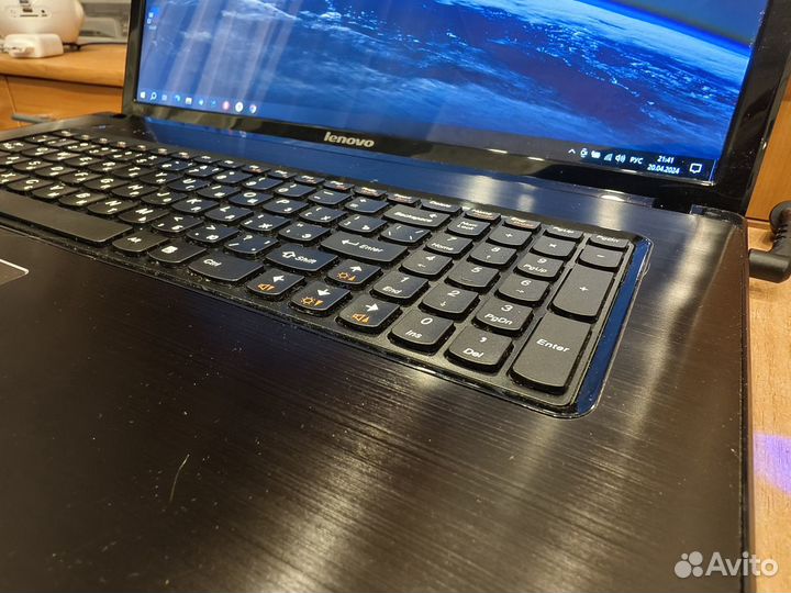 Ноутбук Lenovo G770 Core i5/8/256/750/Hd6700