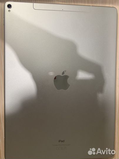iPad pro 12.9 2017 64 gb wi-fi + cellular