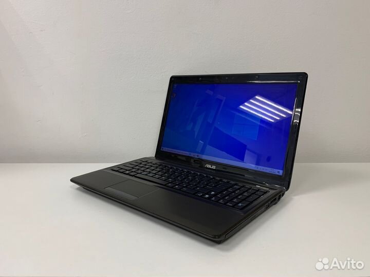 Asus на Intel Core i5 и SSD +новый аккумулятор