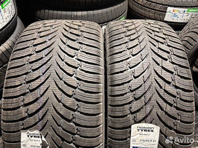 Nokian Tyres WR SUV 4 275/45 R21