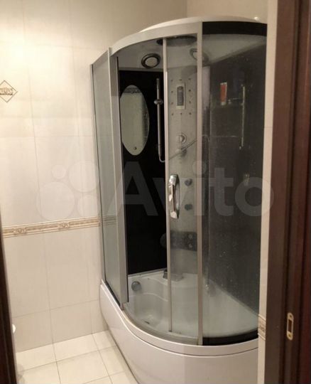 2-к. квартира, 70 м², 1/2 эт.