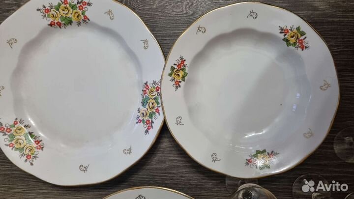 Набор столовой посуды набор бу