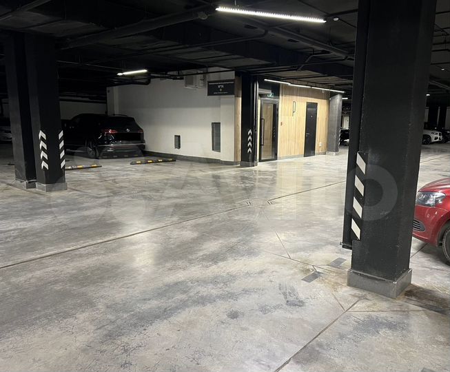 Машиноместо, 16 м²