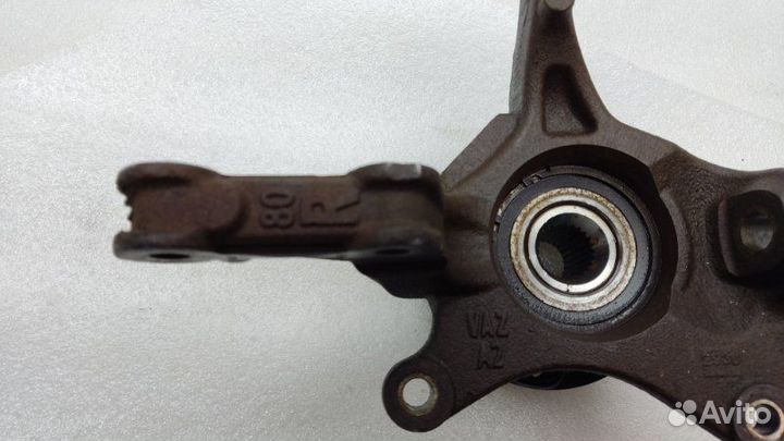 Кулак поворотный передний правый Renault Arkana JC