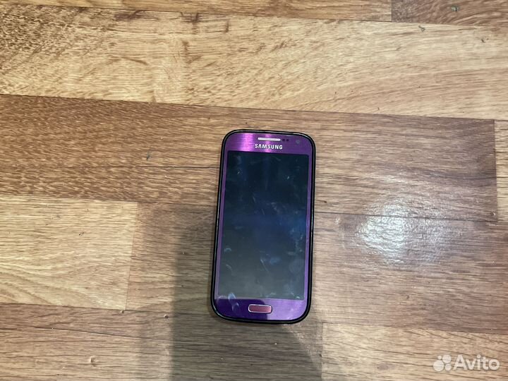 Телефон Samsung s 4 mini