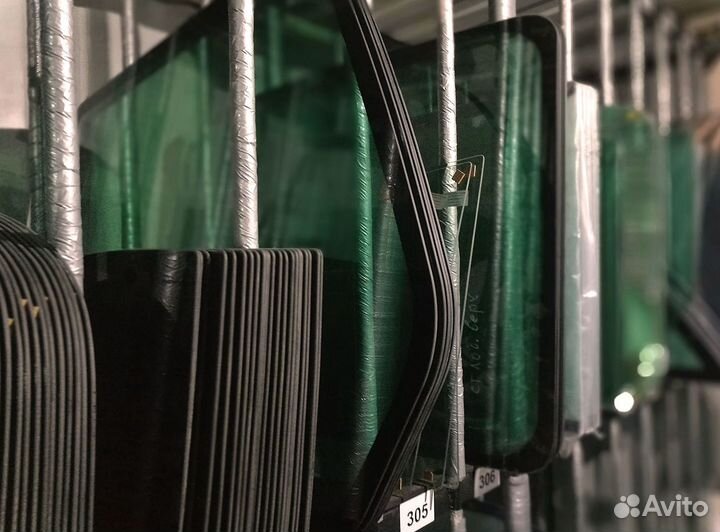 Стекло кабины xcmg XTR4/180