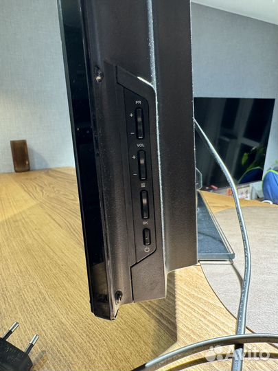 Телевизор Thomson T32ED33U 32