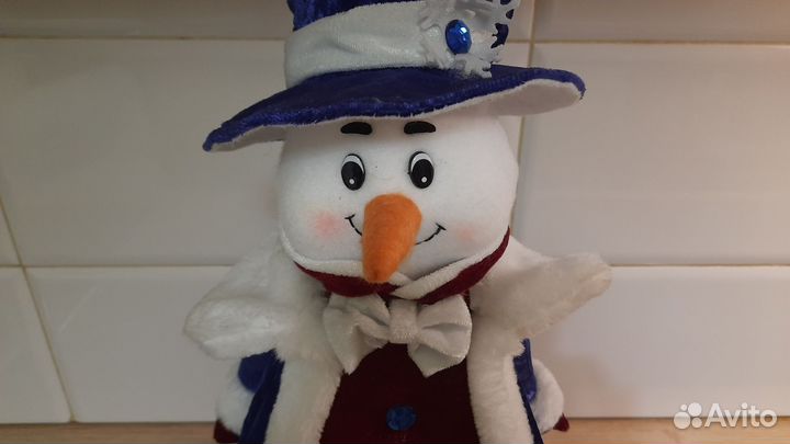 Снеговик под ёлку