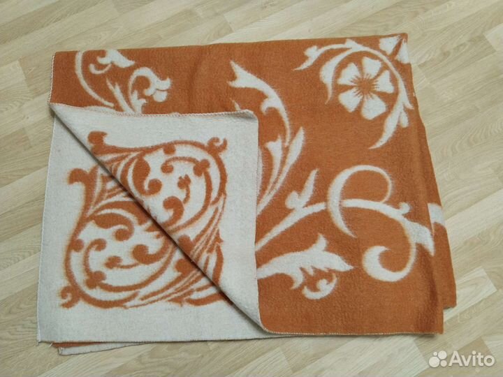 Одеяло шерстяное из верблюжей шерсти