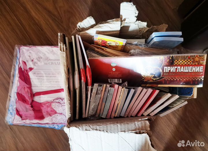 Открытки, приглашение в ассортименте