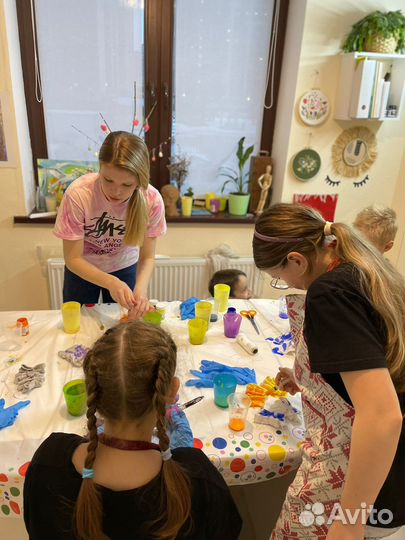 Репетитор по рисованию, художник–педагог