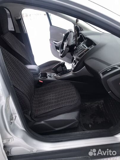 Автомобильные чехлы на ford focus