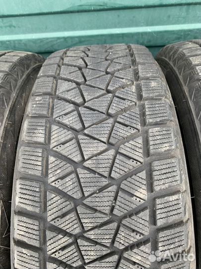 Bridgestone Blizzak DM-V2 225/65 R17 102Q