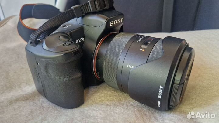 Зеркальный фотоаппарат sony a200