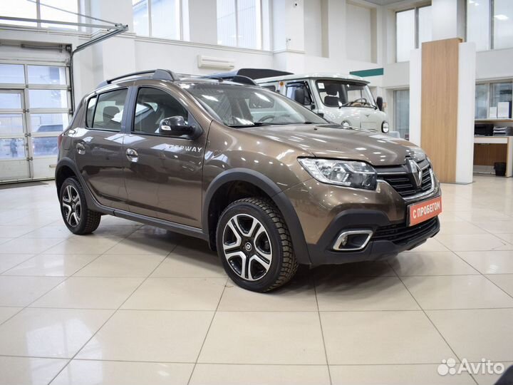 Renault Sandero Stepway 1.6 CVT, 2018, 74 000 км