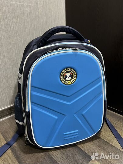 Школьный рюкзак новый