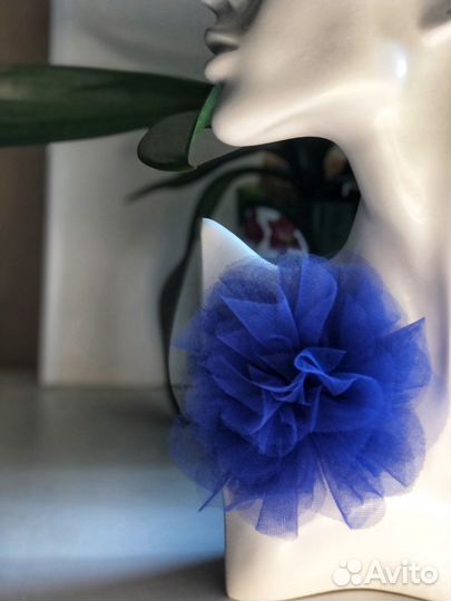 Брошь ручной работы цветок