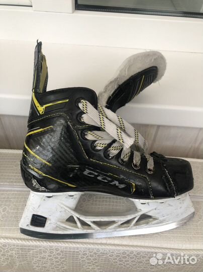 Коньки CCM 9370