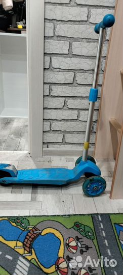 Самокат детский трехколесный