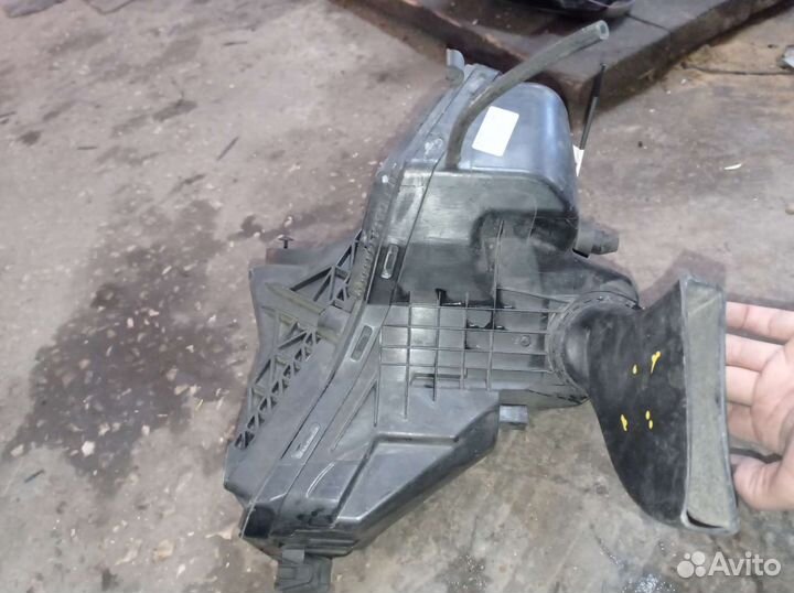 Audi q5 корпус воздушного фильтра