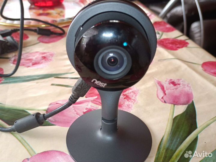 Веб камера Nest