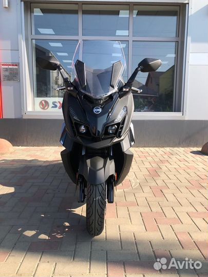 Макси скутер SYM cruisym 300