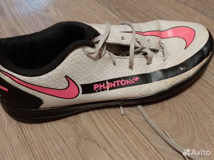Футзалки nike phantom