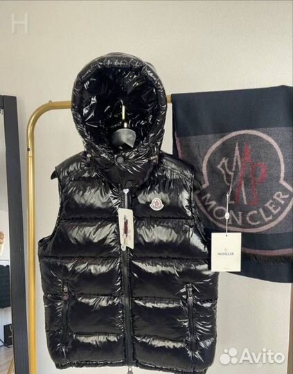 Жилетка Moncler