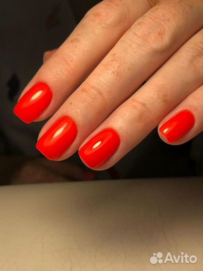 Маникюр с покрытием гель-лаком