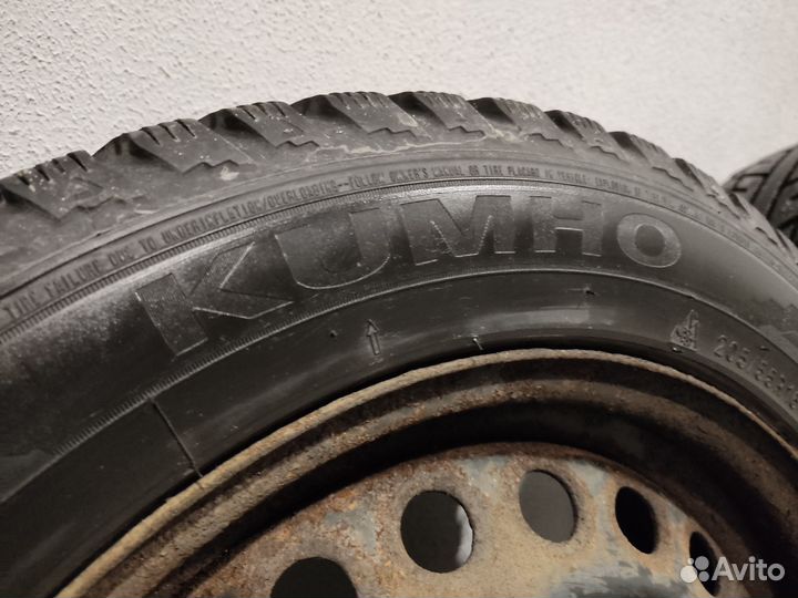 Kumho I'Zen KW22 205/55 R16 91H