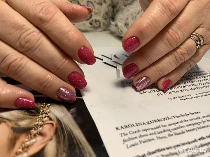 Модель на маникюр