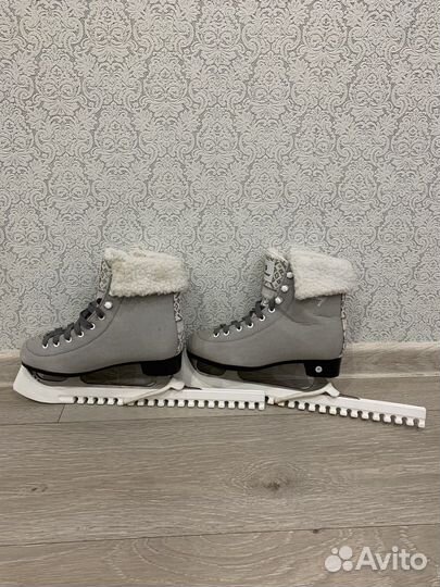 Коньки женские Nordway Lily 35 размера