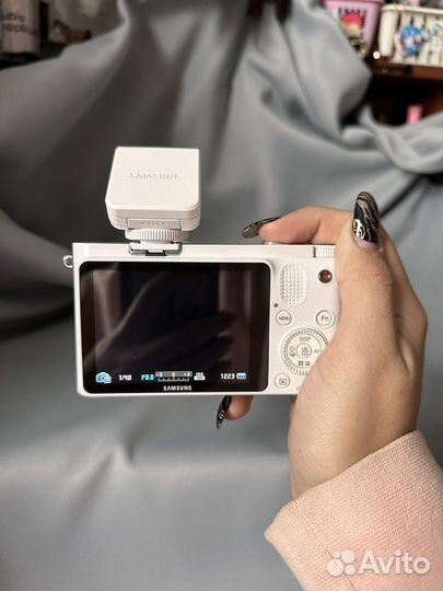 Фотоаппарат samsung nx1000