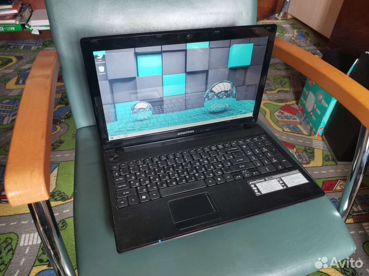 Acer Е529, Intel Core i3, SSD128