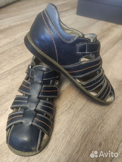 Сандали р. 35, по стельке 22 см