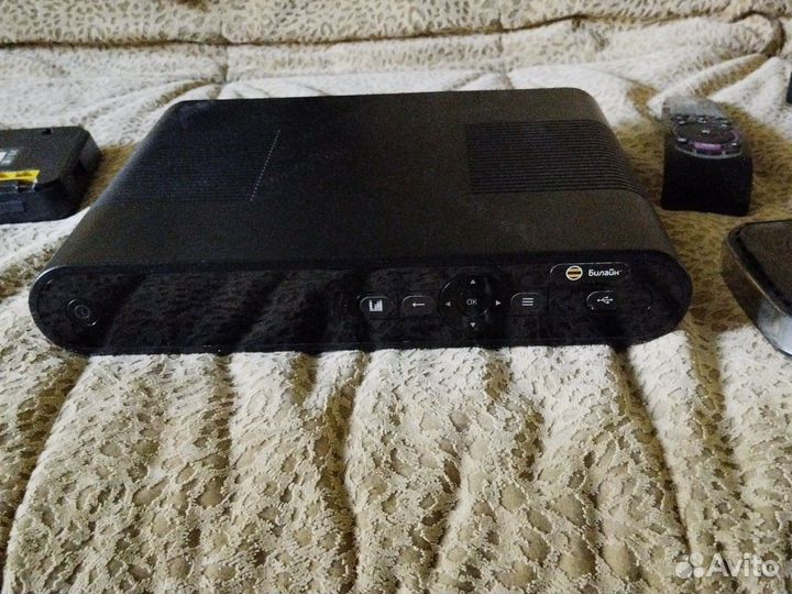 TV приставка + WiFi роутер beeline