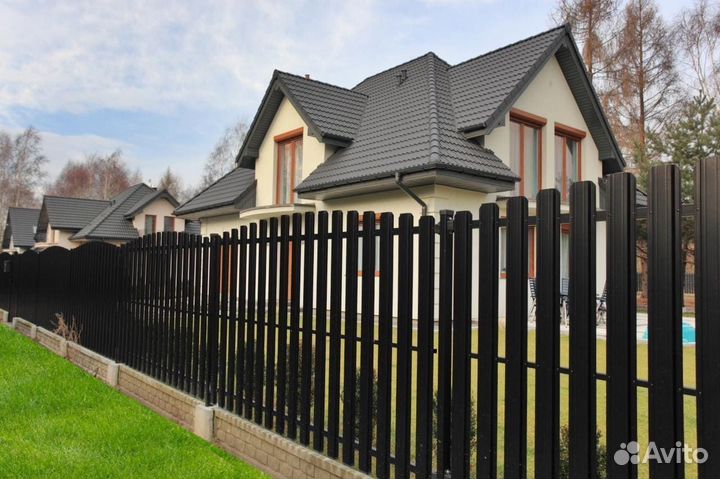 Евроштакетник, Металлический штакетник