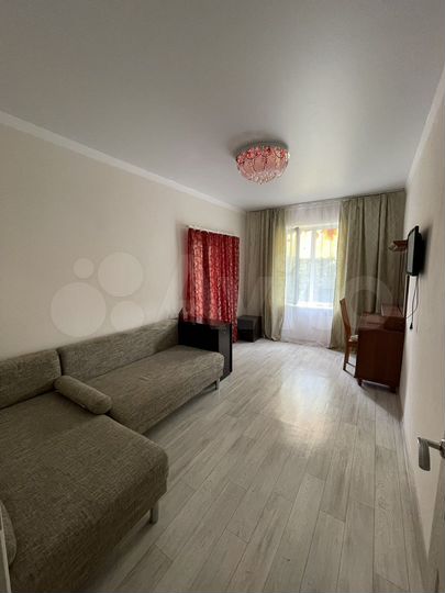 3-к. квартира, 72 м², 1/3 эт.