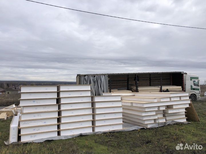 Подсобный рабочий на строительстве