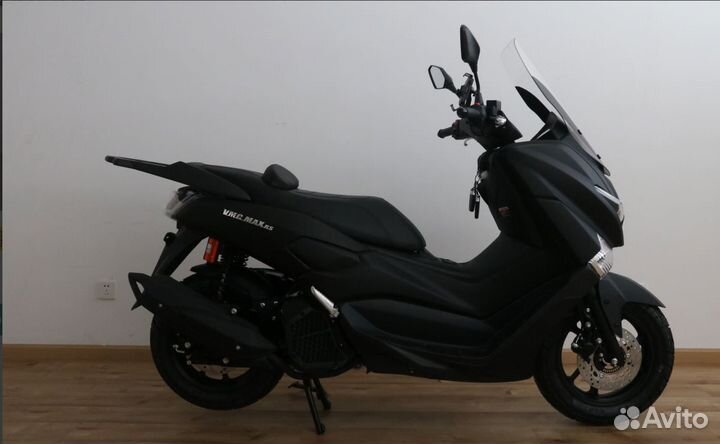 Скутер Vento MAX RS-150cc (replica Yamaha tmax)чер